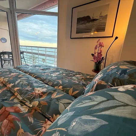 La Roca Sea View Luxury Elevator Apartmán